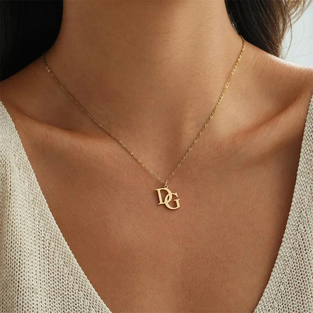 Collar con 2 Iniciales