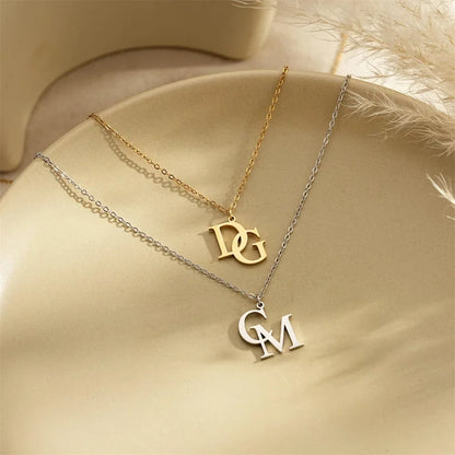 Collar con 2 Iniciales