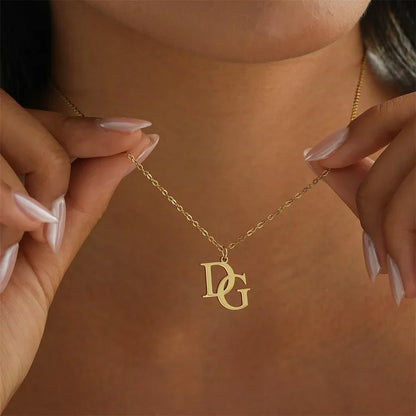 Collar con 2 Iniciales